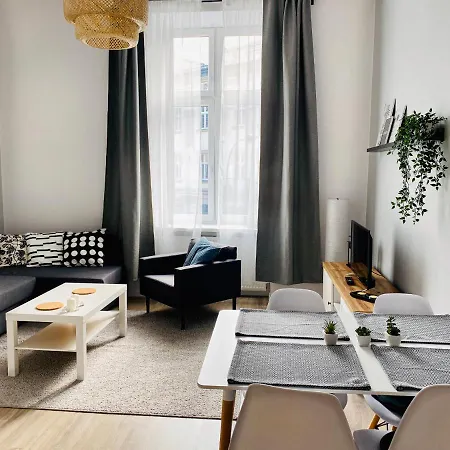 Cozy Apartment In The Heart Of Jewish District Krakow Exterior photo