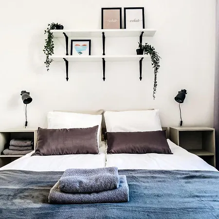 Cozy Apartment In The Heart Of Jewish District Krakow Exterior photo